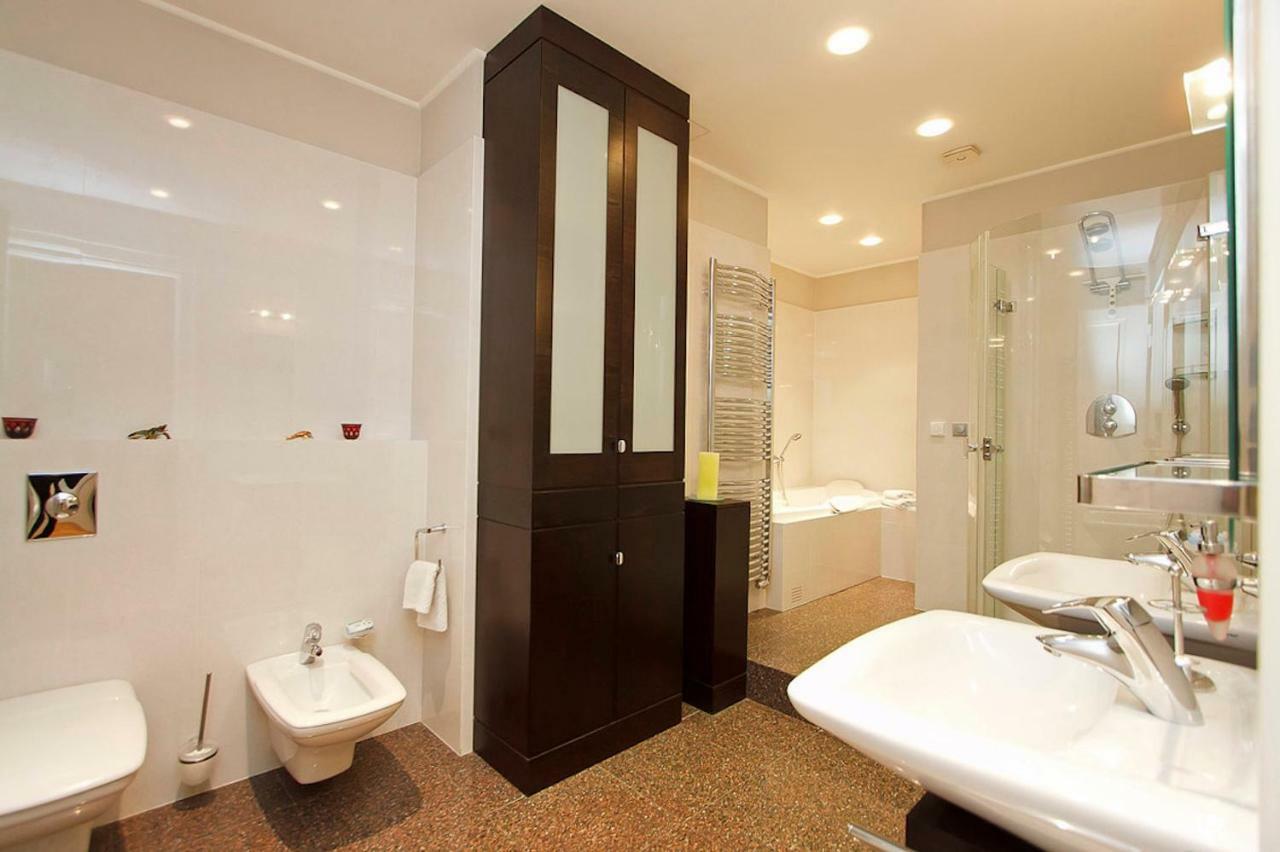 Spacious Elegance In The Heart Of Old Town Praga Exterior foto